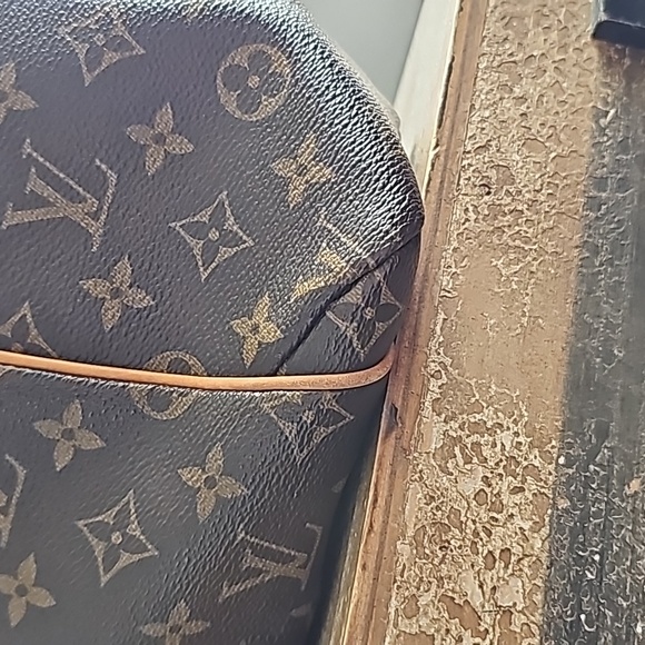 🔥1DAYSALE🔥Louis Vuitton Monogram Totally MM - Picture 7 of 17